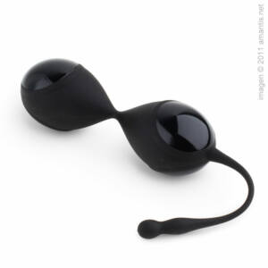 Dos bolas chinas de silicona en negro con forma ovalada