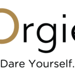 Logotipo de la marca Orgie: O en dorado y el resto del nombre en negro.